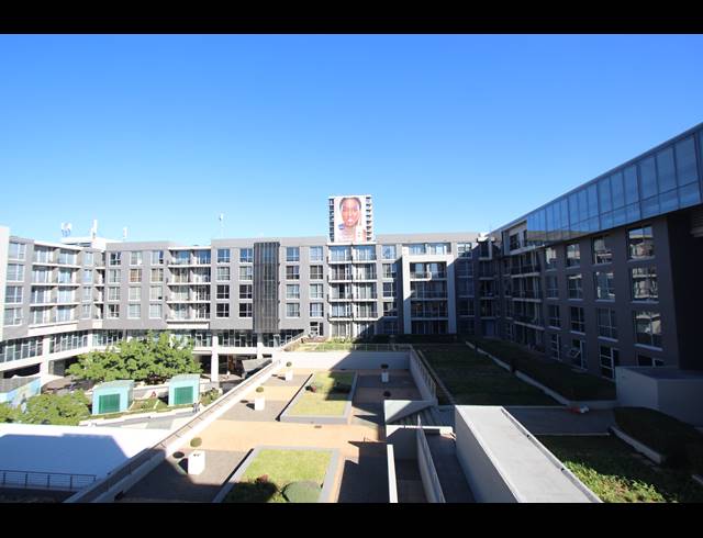 2 BEDROOM APARTMENT FOR SALE IN BEDFORD GARDENS